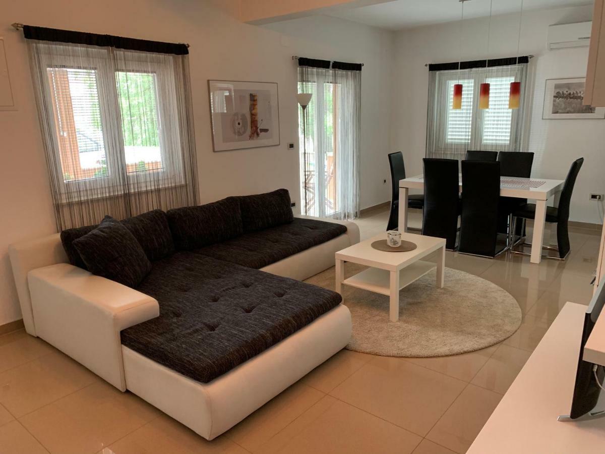 Apartment Leonardo 比奥格勒·纳·莫鲁 外观 照片